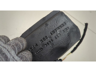 Замок багажника Audi A8 (D3) 2002-2010