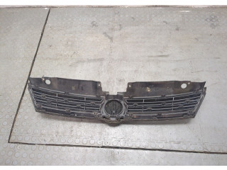 Решетка радиатора Volkswagen Jetta 6 2010-2015 5C6853653