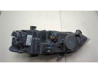 Фара передняя  Volkswagen Polo 2009-2014 правая 