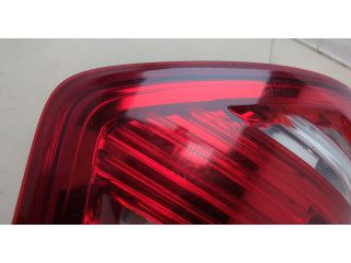 Задний фонарь          