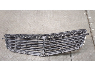 Решетка радиатора  Mercedes C W204 2006-2015          