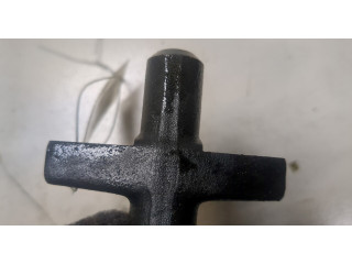 Форсунка топливная Mitsubishi Pajero / Montero 2000-2006