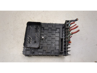Блок предохранителей Volkswagen Golf 6 2009-2012
