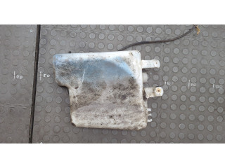 Бачок омывателя  Nissan Note E11 2005-2013    