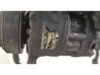 Форсунка топливная  Mazda 5 2010-2015    Y65013H50C     