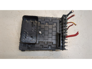 Блок предохранителей Skoda Yeti 2009-2018