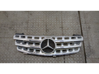 Решетка радиатора  Mercedes ML W164 2005-2011           3 
