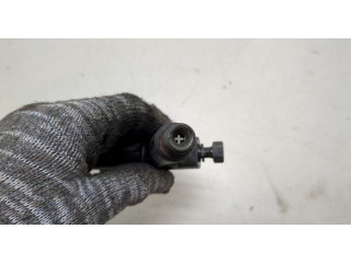 Форсунка топливная  Opel Combo 2001-2011    821153, 98437712     