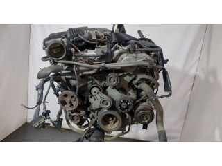 Клапанная крышка двигателя ДВС  Nissan Pathfinder 2004-2014 4.0     