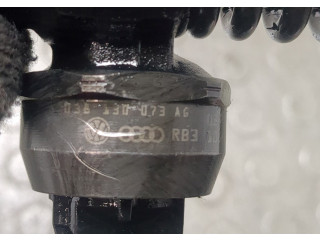 Форсунка топливная Volkswagen Golf 5 2003-2009 038130073AG