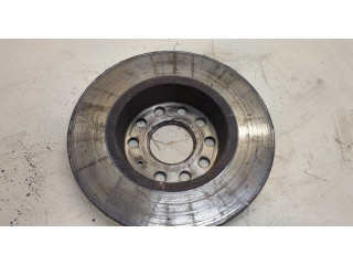 Диск тормозной Volkswagen Caddy 2010-2015 задний 1K0615601AA