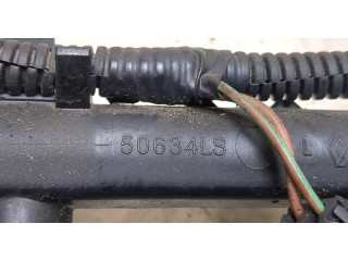 Форсунка топливная Renault Clio 2005-2009