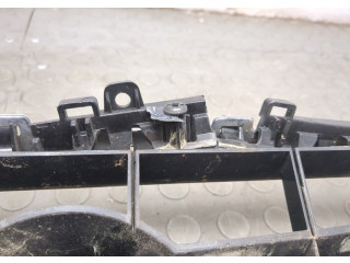 Решетка радиатора Audi Q3 2011-2018 8U0853651AA