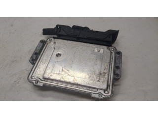 Блок управления двигателем  KIA Ceed 2007-2012     