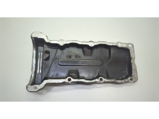 Клапанная крышка двигателя ДВС  Volkswagen Passat 5 1996-2000 2.3     