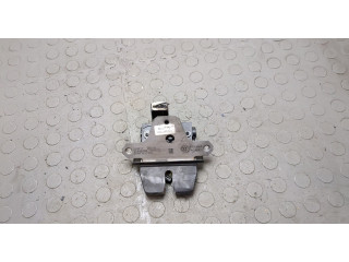 Замок багажника  Volvo S40 2004-       