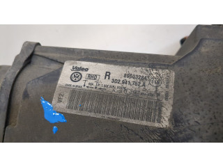 Фара передняя  Volkswagen Phaeton 2010-2016 правая 