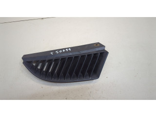 Решетка радиатора Mitsubishi Colt 2002-2012