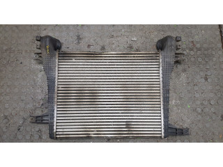 Интеркулер  Opel Antara 2.2      