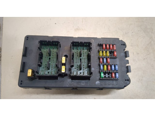 Блок предохранителей Jeep Grand Cherokee 2004-2010 56049915aa