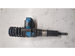 Форсунка топливная Mitsubishi Lancer 10 2007-2017 MN980235