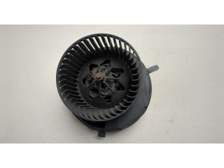 Моторчик печки Skoda Octavia (A5) 2004-2013 1K2819015C 1K2819015C
