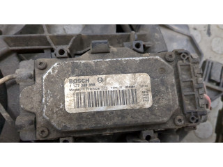 Вентилятор радиатора  Volvo C30 2006-2010           