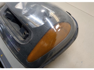 Фара передняя  Chevrolet Trailblazer 2001-2010 левая 