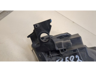 Фара передняя Mitsubishi Outlander 2012-2021 правая