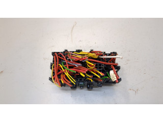 Блок предохранителей  Dacia Duster 2017-2024      243512602R   