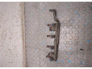 Форсунка топливная Mazda 3 (BK) 2003-2009