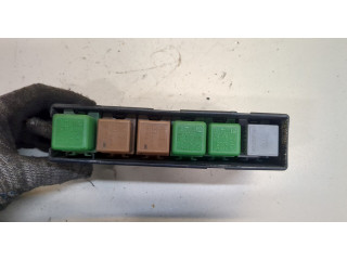 Блок реле Opel Vectra B 1995-2002 90504296