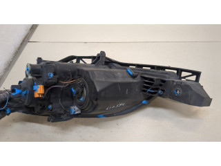 Фара передняя Mazda 3 (BK) 2003-2009 правая