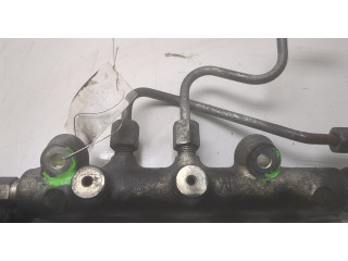 Рампа (рейка) топливная  Mazda 5 (CR) 2005-2010       