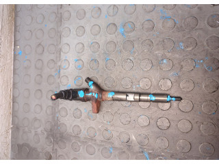 Форсунка топливная  KIA Sorento BL 2002-2011    338004A100, 0445110186     