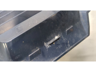 Решетка радиатора Mitsubishi Colt 2004-2008