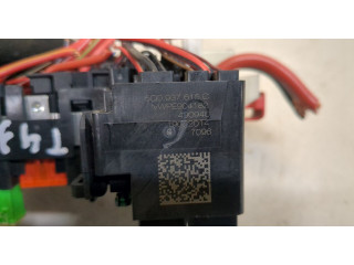 Блок предохранителей  Volkswagen Passat 8 2015-         