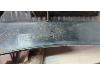 Задний фонарь          