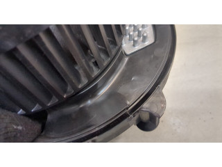 Моторчик печки Skoda Kodiaq