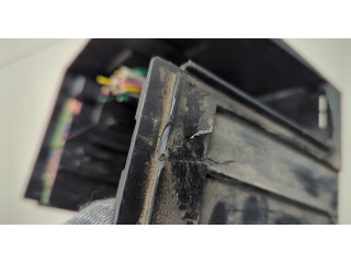 Блок предохранителей  Infiniti QX56 2004-2010      243827S110   