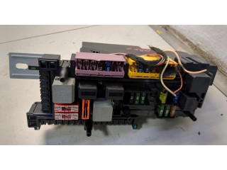 Блок предохранителей  Mercedes GLK X204 2008-2015      2045452069, 2045456832, 2044423600   