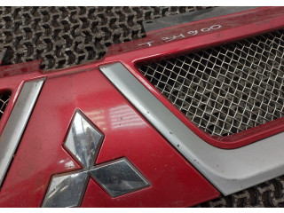 Решетка радиатора Mitsubishi Outlander XL 2006-2012 2.2 7450A037RB