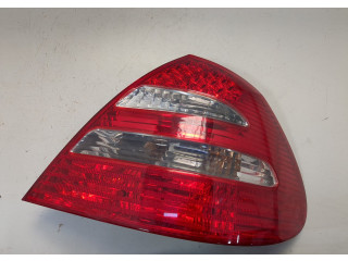 Задний фонарь          