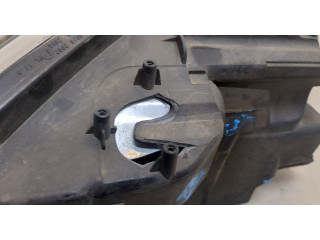 Фара передняя  Volkswagen Caddy 2004-2015 правая 