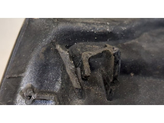 Фара передняя Mitsubishi Pajero / Montero 2000-2006 правая