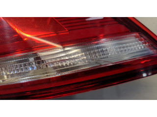Задний фонарь        Volkswagen Passat 8 2015- 