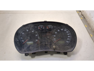 Панель приборов Volkswagen Polo 2001-2005 6Q0920800PX