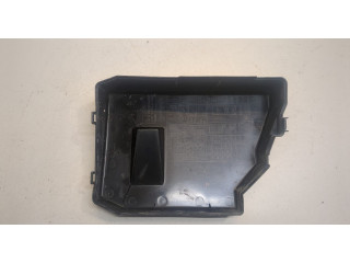 Крышка блока предохранителей Toyota Corolla E15 2006-2013 8266202270