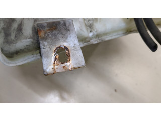 Бачок омывателя  Lincoln Aviator 2002-2005    