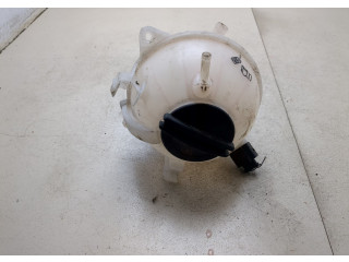 Бачок расширительный  Audi Q3 2011-2018 1K0121407A   